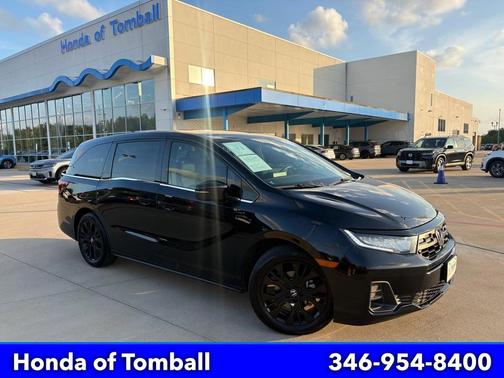 Crystal Black Pearl 2025 Honda Odyssey