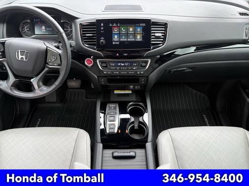 Platinum White Pearl 2023 Honda Passport