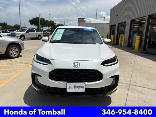 Platinum White Pearl 2026 Honda HR-V