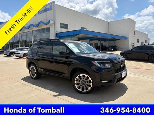 Crystal Black Pearl 2024 Honda Passport