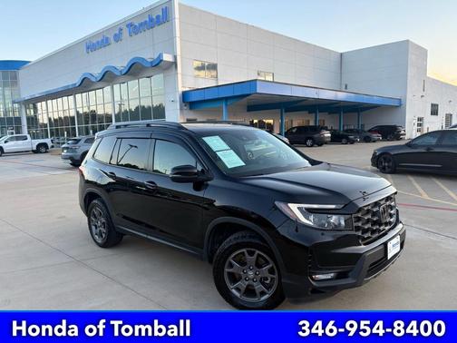 Crystal Black Pearl 2024 Honda Passport