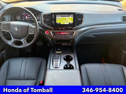 Crystal Black Pearl 2024 Honda Passport