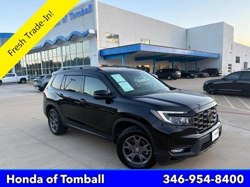 Crystal Black Pearl 2024 Honda Passport