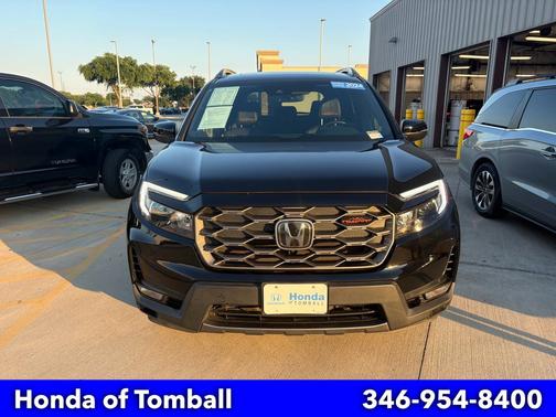 Crystal Black Pearl 2024 Honda Passport