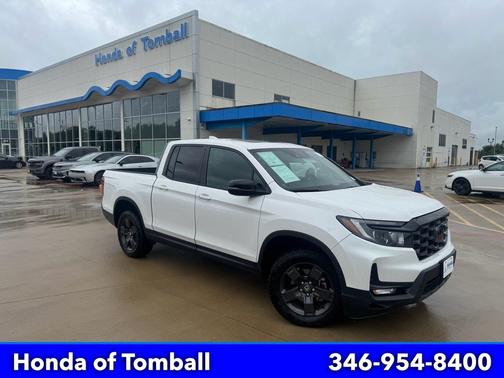 Platinum White Pearl 2026 Honda Ridgeline