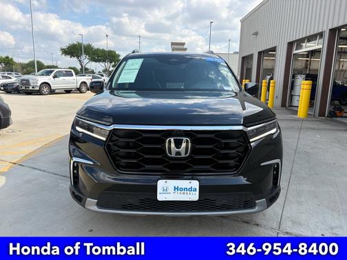 Crystal Black Pearl 2025 Honda Pilot