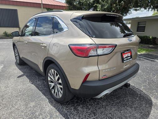 2020 Ford Escape Titanium