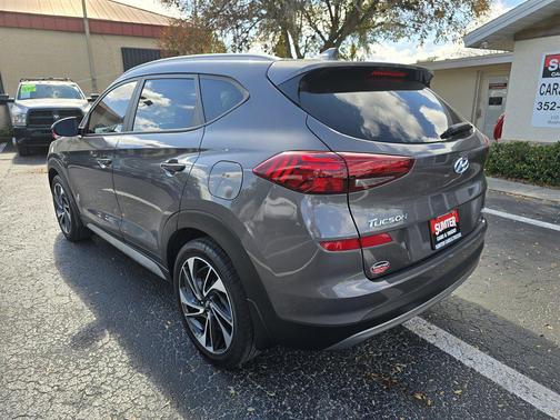 2021 Hyundai TUCSON Sport