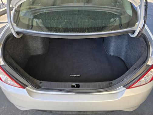 2018 Nissan Versa 1.6 SV