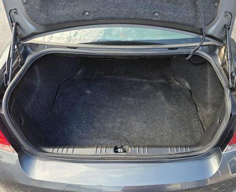 2011 Chevrolet Impala LS