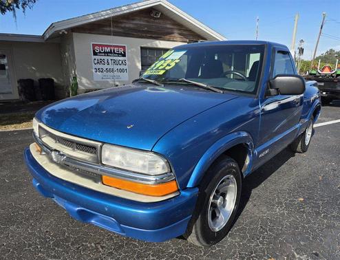 2000 Chevrolet S-10 Base