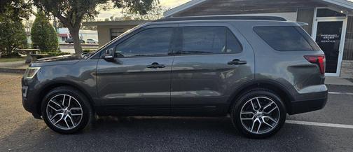 2017 Ford Explorer sport