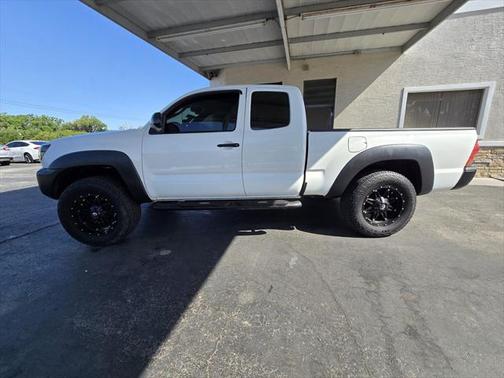 2015 Toyota Tacoma Base