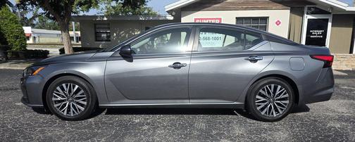 2023 Nissan Altima 2.5 SV