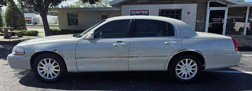2007 Lincoln Town Car Signature
