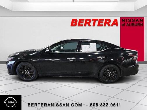 2021 Nissan Maxima SV