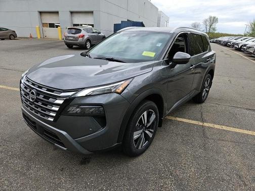 2025 Nissan Rogue SL