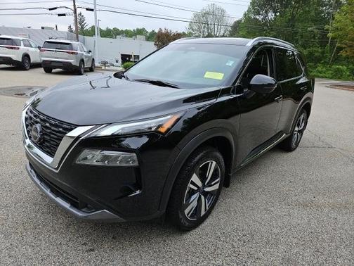 2022 Nissan Rogue SL