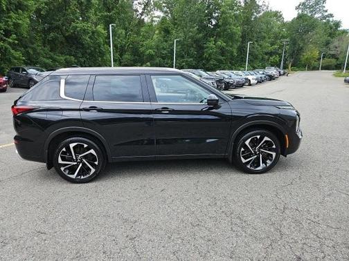 2023 Mitsubishi Outlander SEL 40th Anniversary