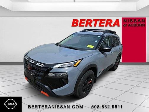 2025 Nissan Rogue Rock Creek