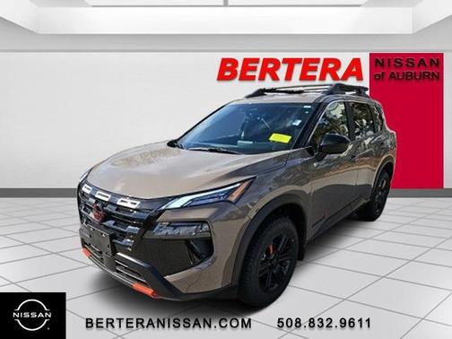 2025 Nissan Rogue Rock Creek