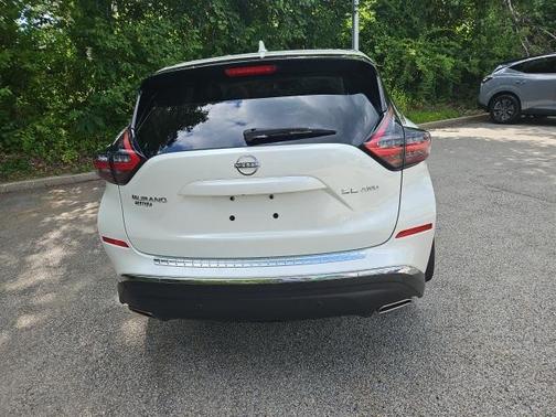 2023 Nissan Murano SL