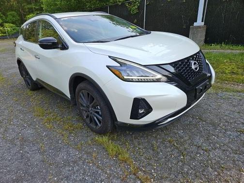 2023 Nissan Murano SV