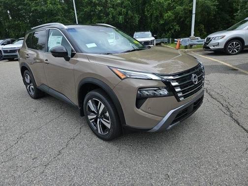 2025 Nissan Rogue SL