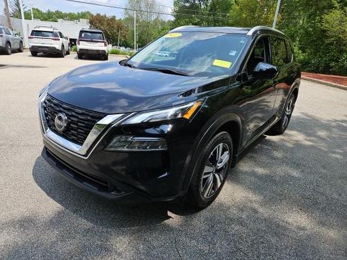 2022 Nissan Rogue SL