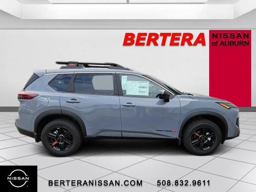 2025 Nissan Rogue Rock Creek