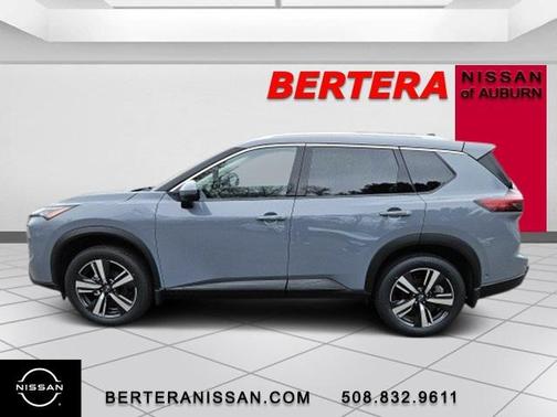 2025 Nissan Rogue SL