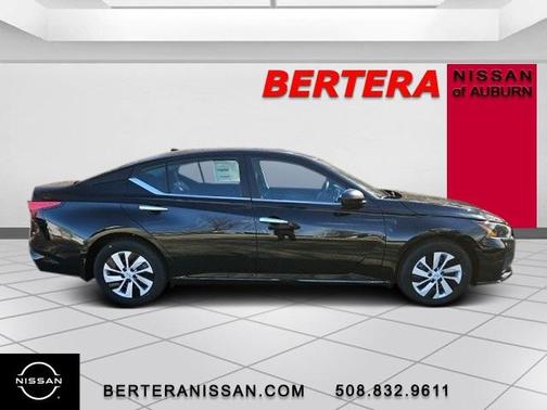 2025 Nissan Altima S