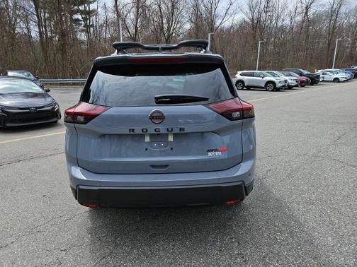 2025 Nissan Rogue Rock Creek