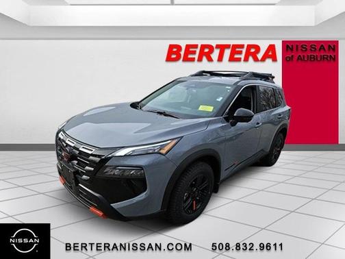 2025 Nissan Rogue Rock Creek