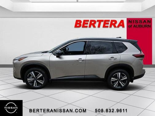 2025 Nissan Rogue SL