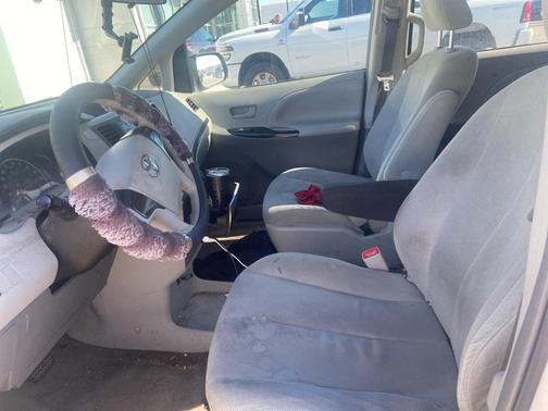 2012 Toyota Sienna Base