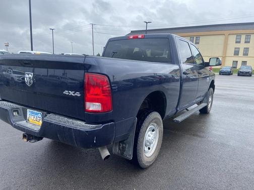 2017 RAM 2500 Tradesman Crew Cab 4x4 6'4' Box