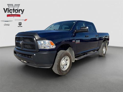 2017 RAM 2500 Tradesman Crew Cab 4x4 6'4' Box