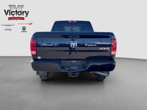 2017 RAM 2500 Tradesman Crew Cab 4x4 6'4' Box