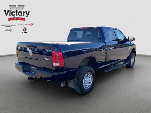 2017 RAM 2500 Tradesman Crew Cab 4x4 6'4' Box