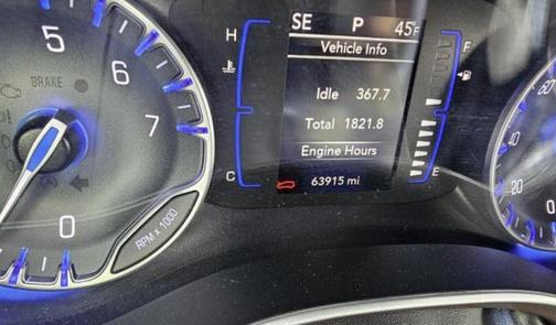 2023 Chrysler Voyager LX