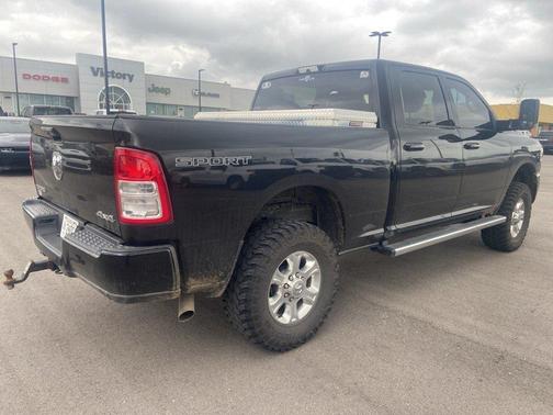 2019 RAM 2500 Big Horn Crew Cab 4x4 6'4' Box
