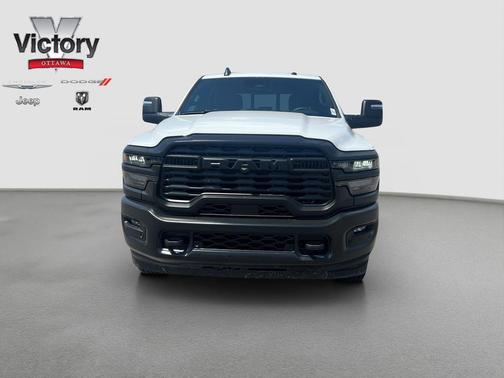 2025 RAM 2500 Tradesman Crew Cab 4x4 6'4' Box