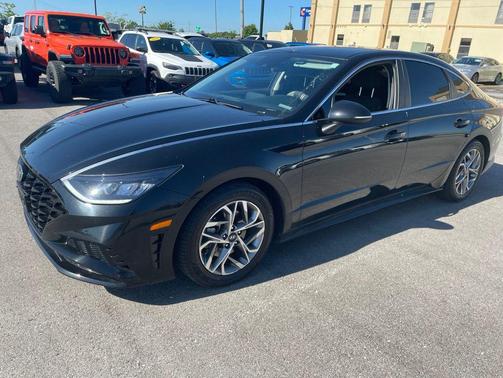 Phantom Black 2021 Hyundai SONATA SEL