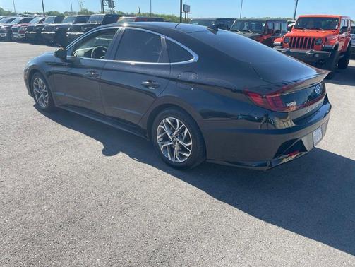 Phantom Black 2021 Hyundai SONATA SEL