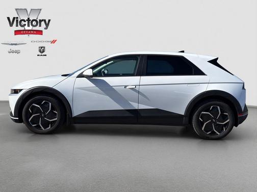 Atlas White 2024 Hyundai IONIQ 5 SE
