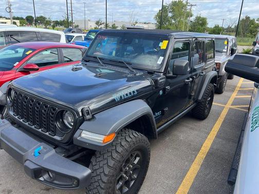 Black Clearcoat 2024 Jeep Wrangler 4xe Willys