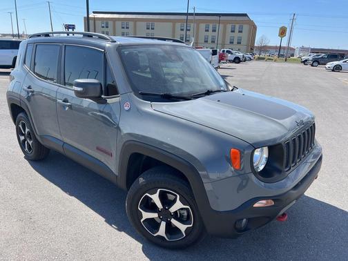 2021 Jeep Renegade Trailhawk