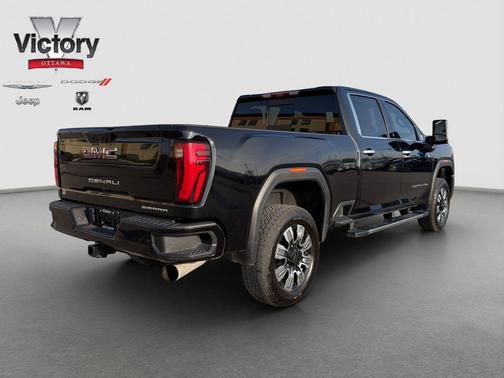 2024 GMC Sierra 2500 Denali