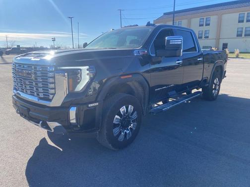 2024 GMC Sierra 2500 Denali
